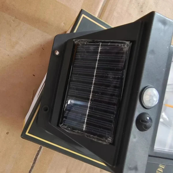 luminária solar com sensor de presença 6
